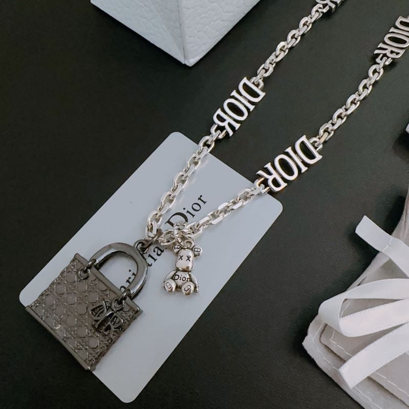 chr1st1an D10r necklaces